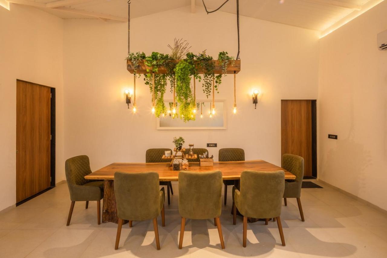 Saffronstays Turquoise Maison, Karjat Exterior photo