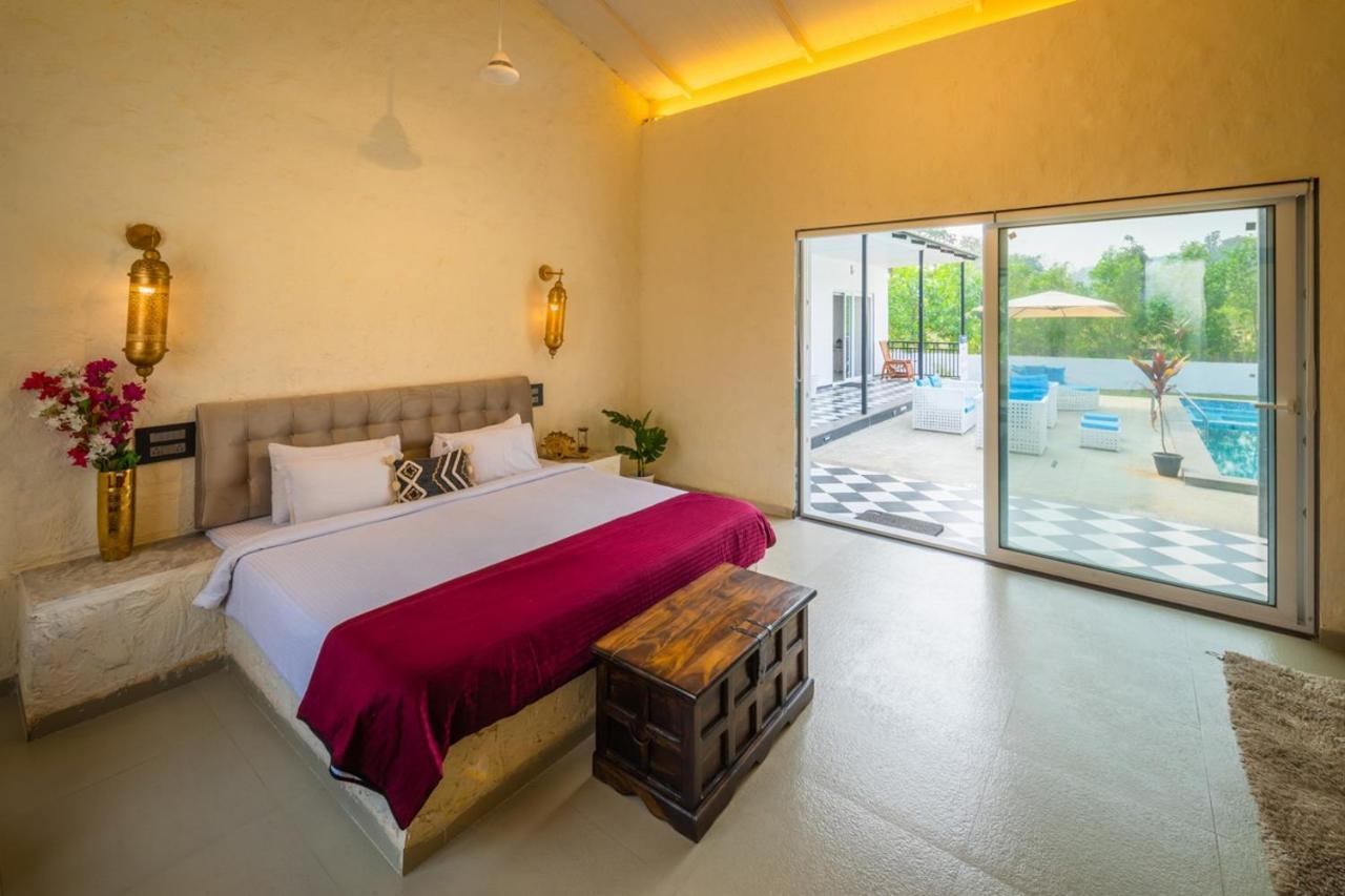 Saffronstays Turquoise Maison, Karjat Exterior photo