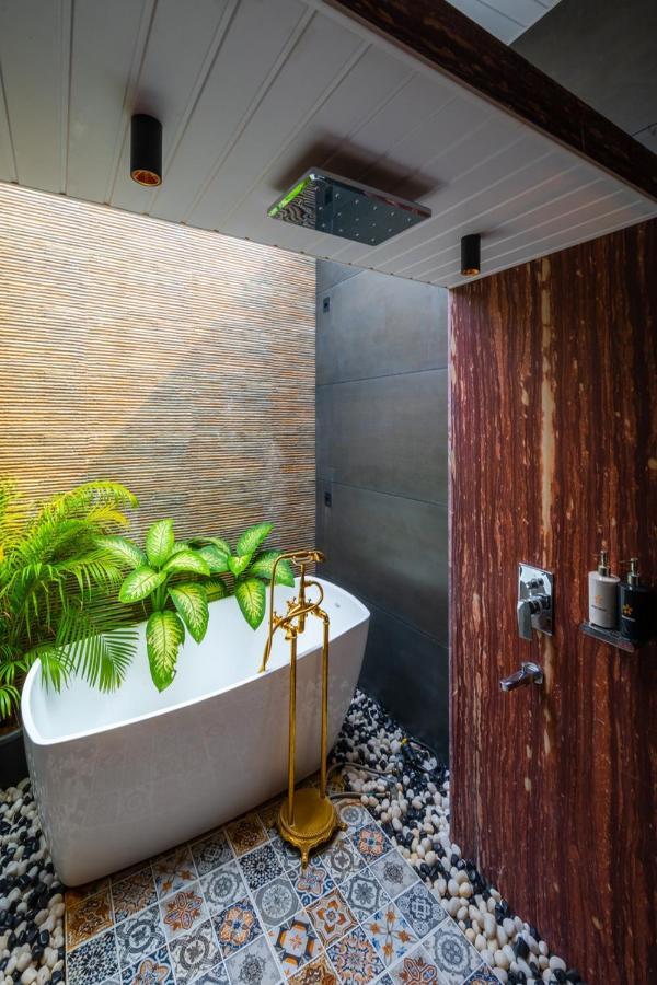Saffronstays Turquoise Maison, Karjat Exterior photo
