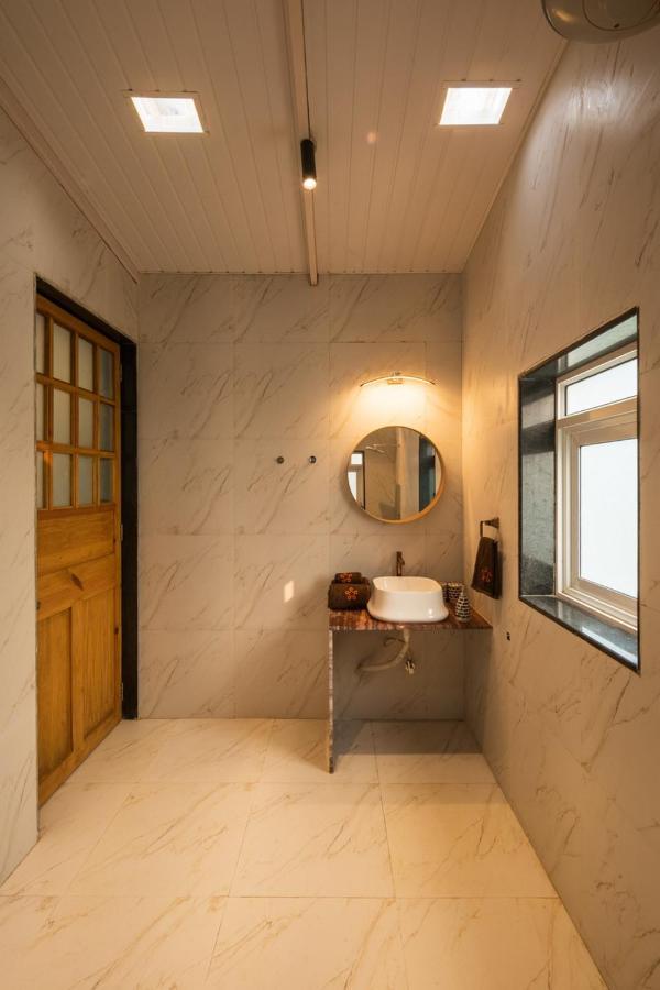 Saffronstays Turquoise Maison, Karjat Exterior photo